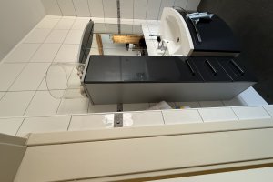 Badsanierung, neue Fliesen, Dusche und Waschbecken